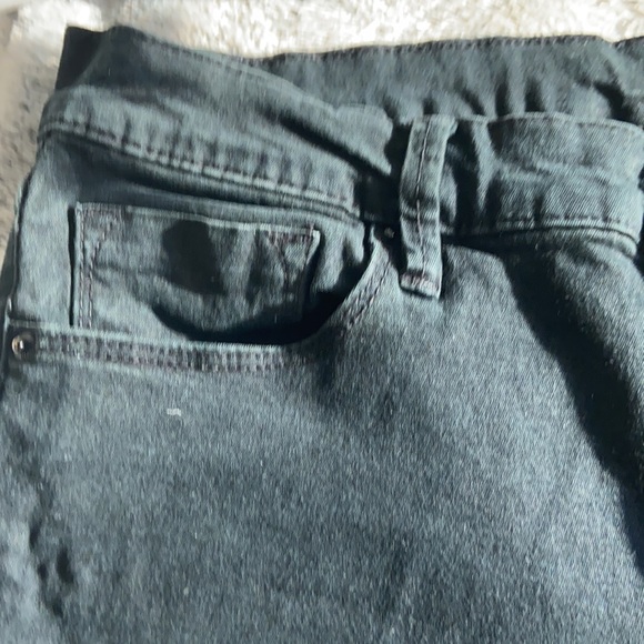 BDG Twig High Rise Raw Hem Black Shorts Highwaist - Picture 6 of 9